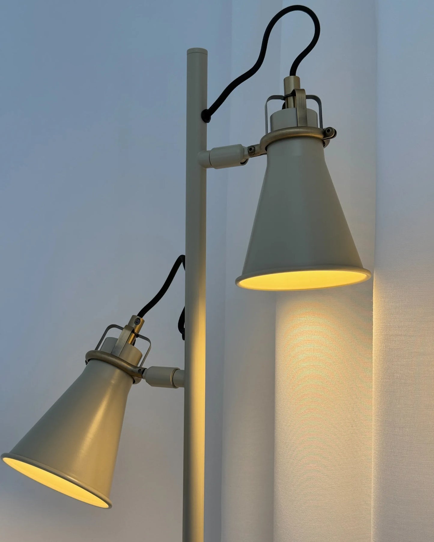  Floor Lamp MOYOLA Adjustable Metal Beige