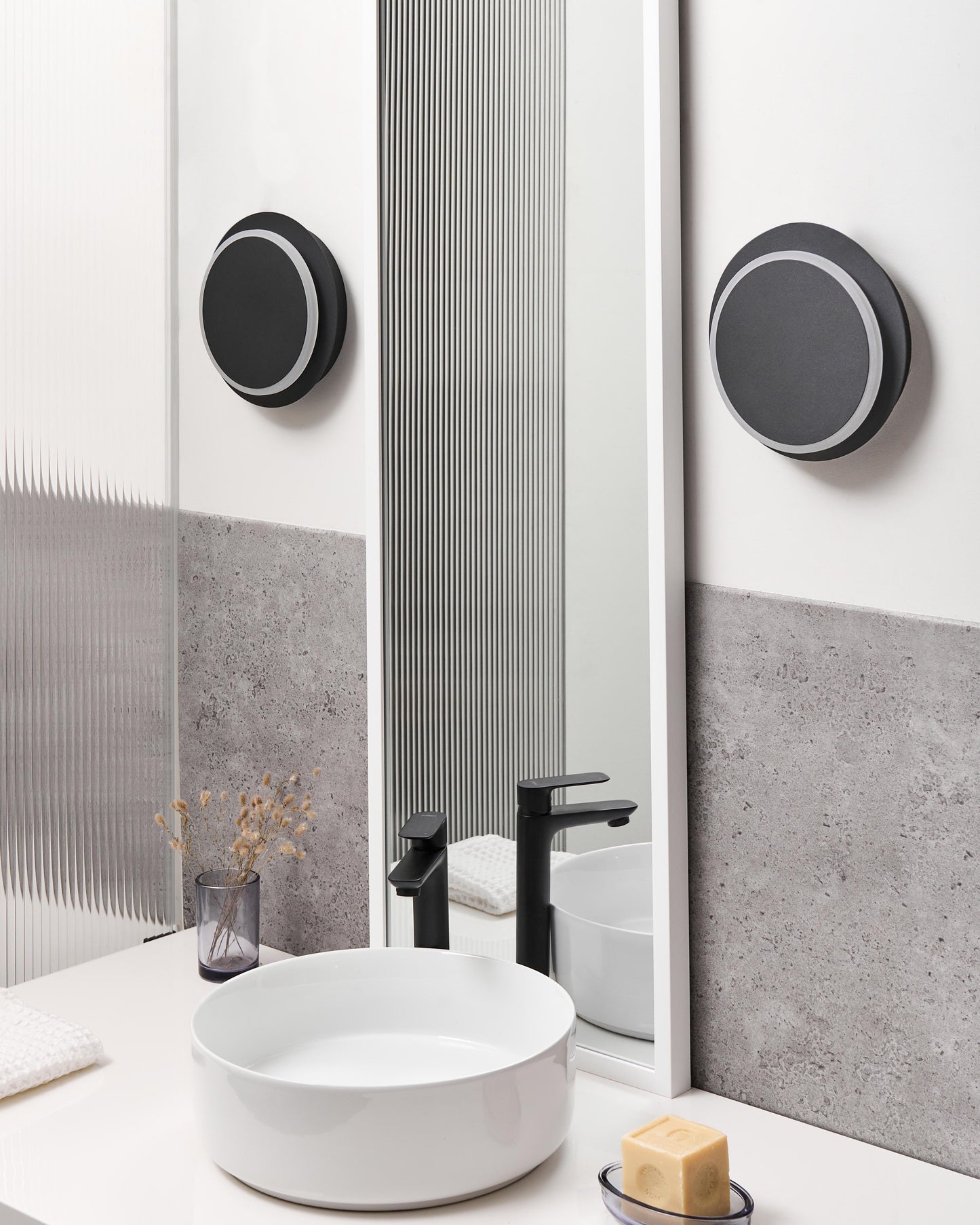  Set Of 2 Wall Lamps SEMNON LED Metal Black