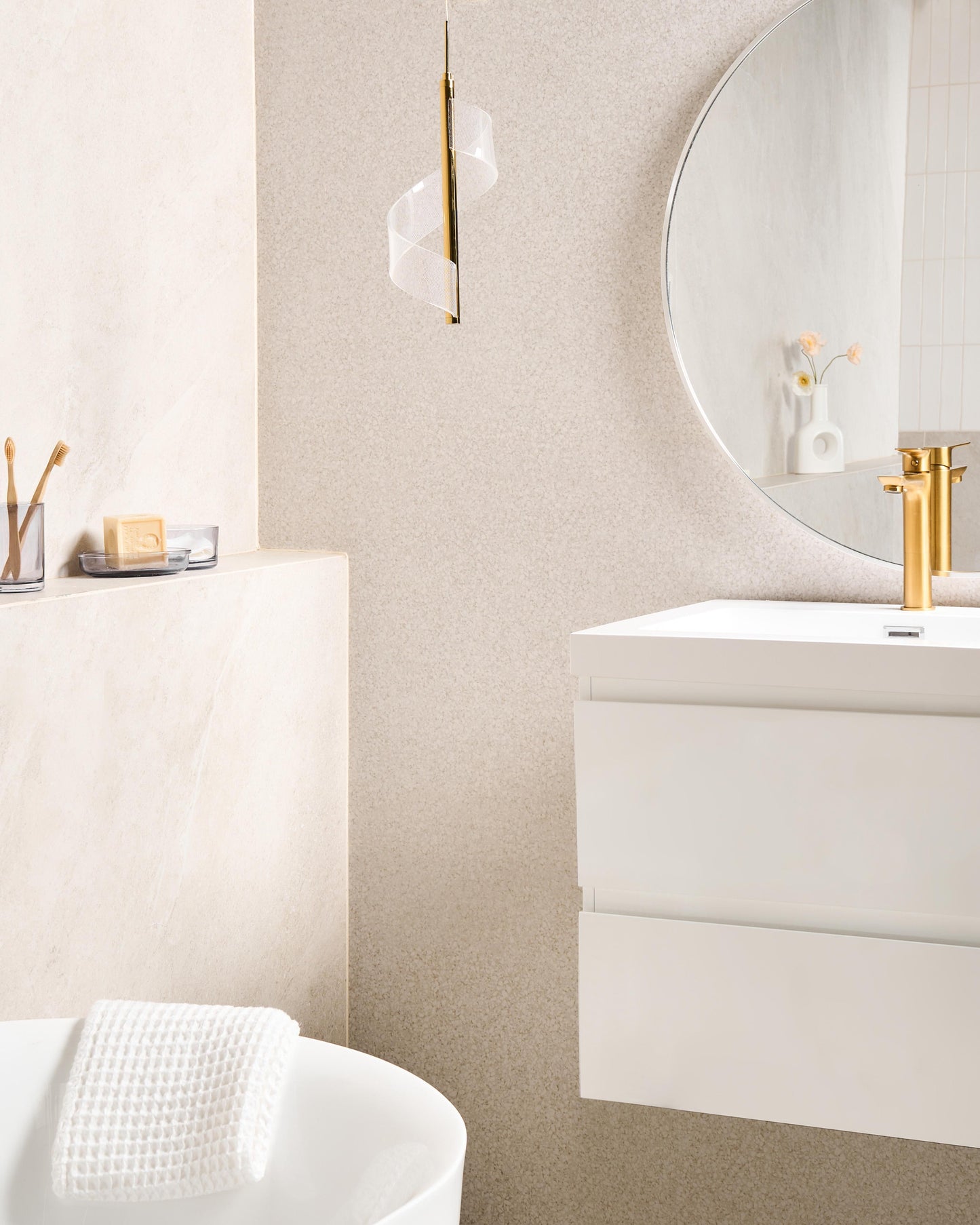  LED Pendant Lamp SARELA Metal Gold