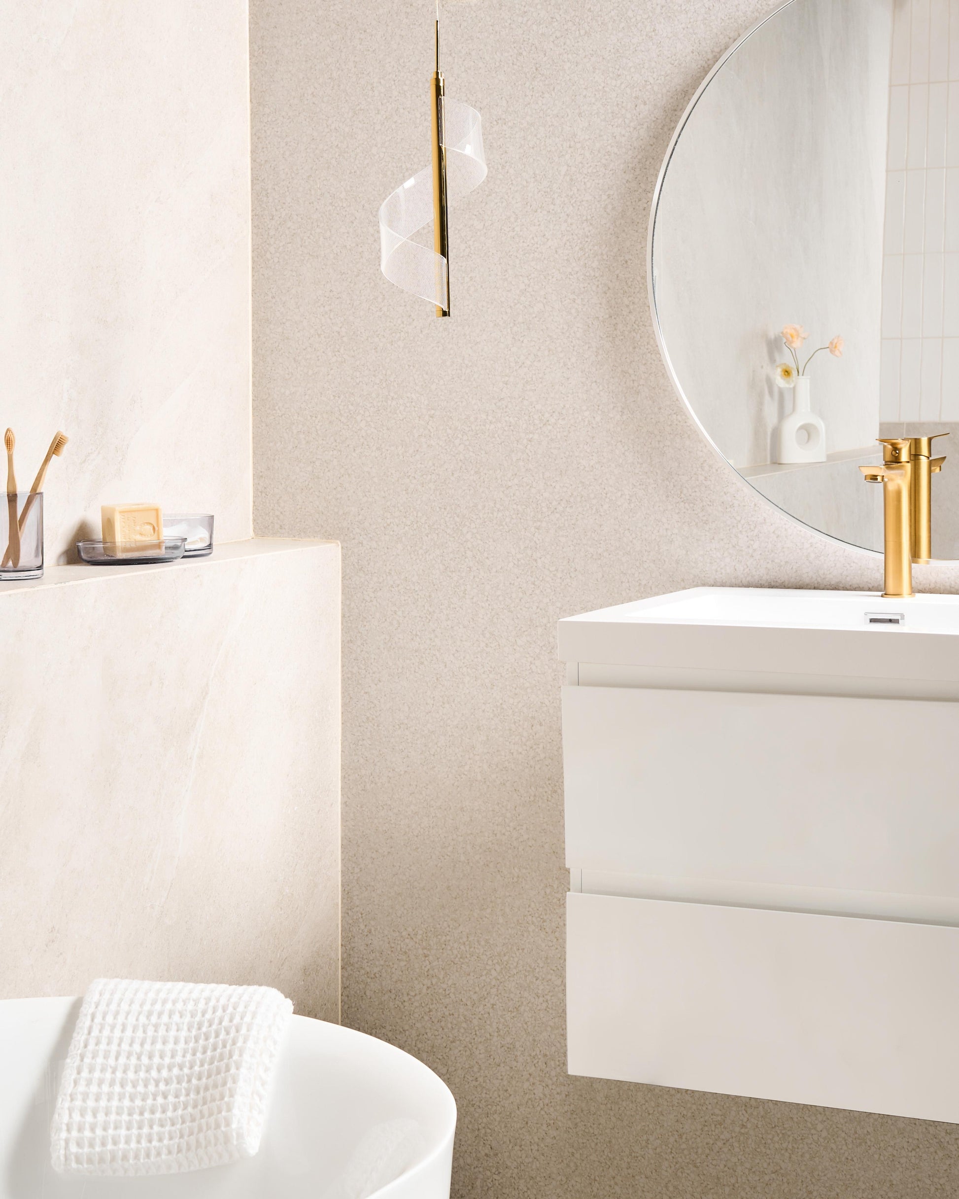  LED Pendant Lamp SARELA Metal Gold