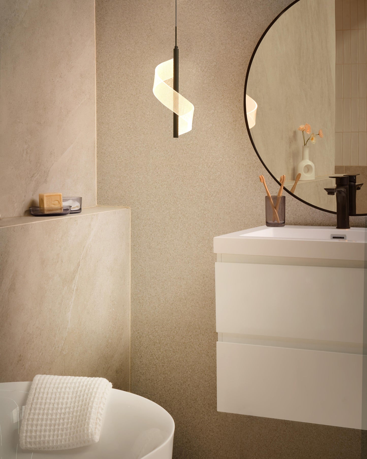 LED Pendant Lamp SARELA Metal Black