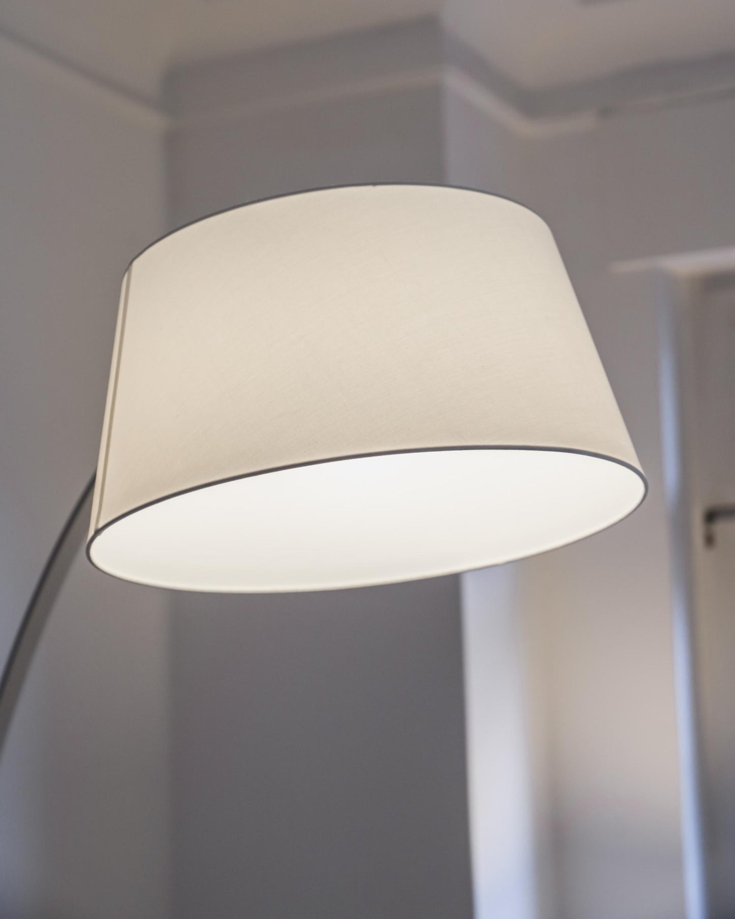  Floor Lamp BENUE Metal White