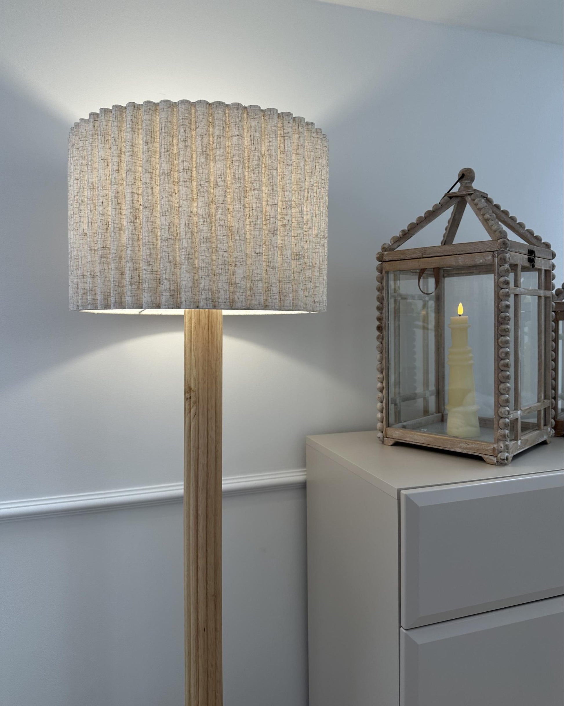  Floor Lamp BELESSA Linen Light Beige
