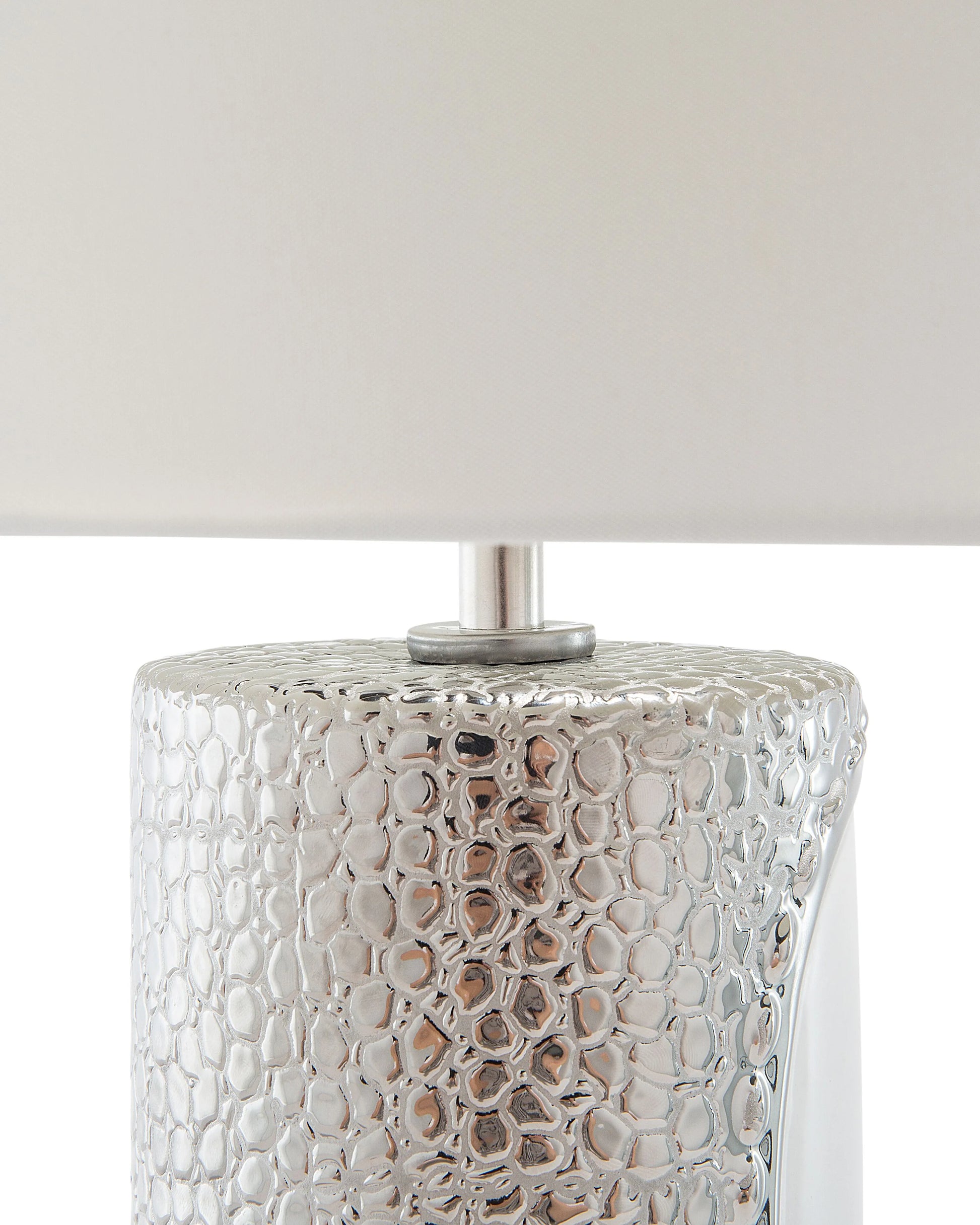  Table Lamp AIKEN Porcelain White
