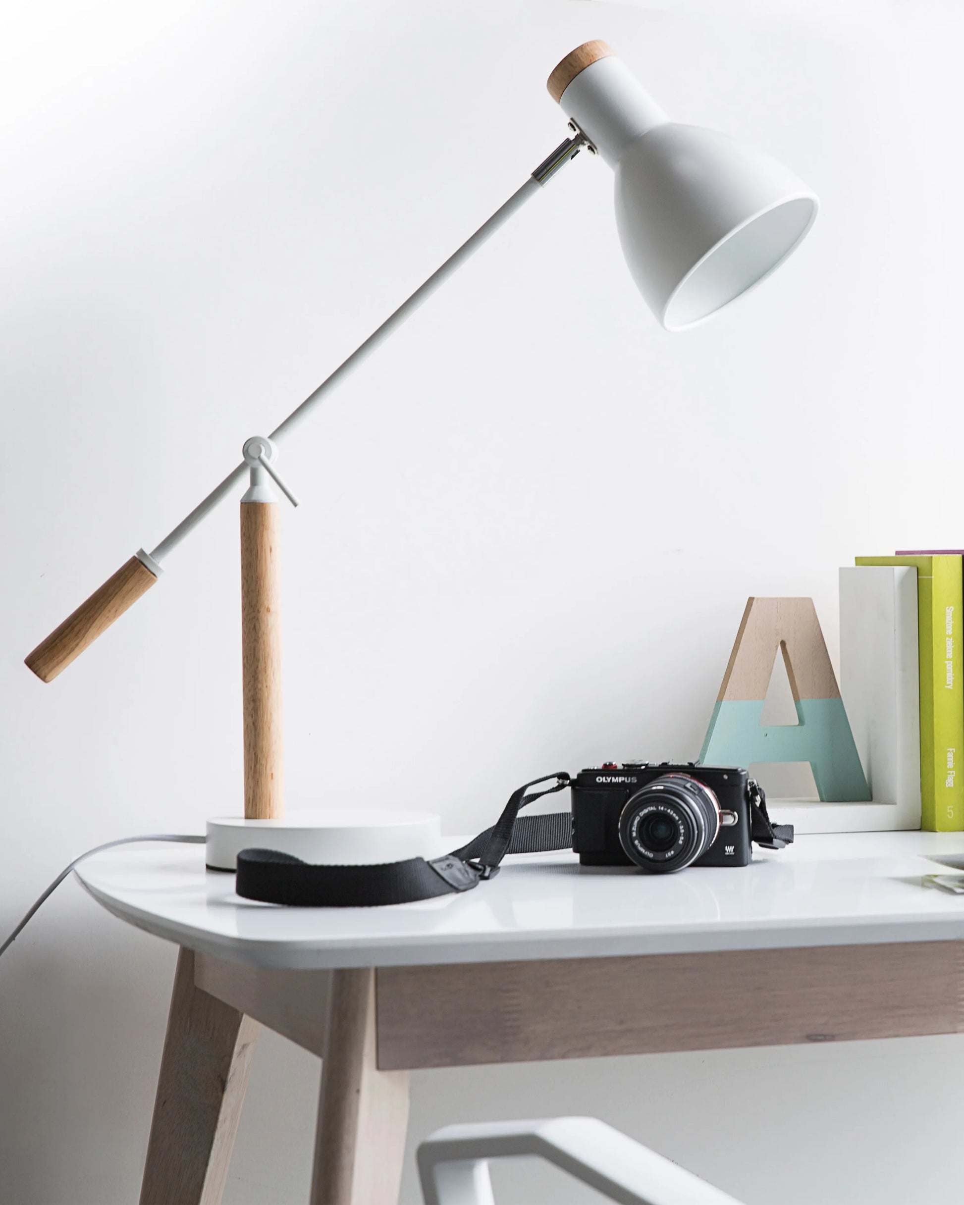  Desk Lamp PECKOS Adjustable Metal White