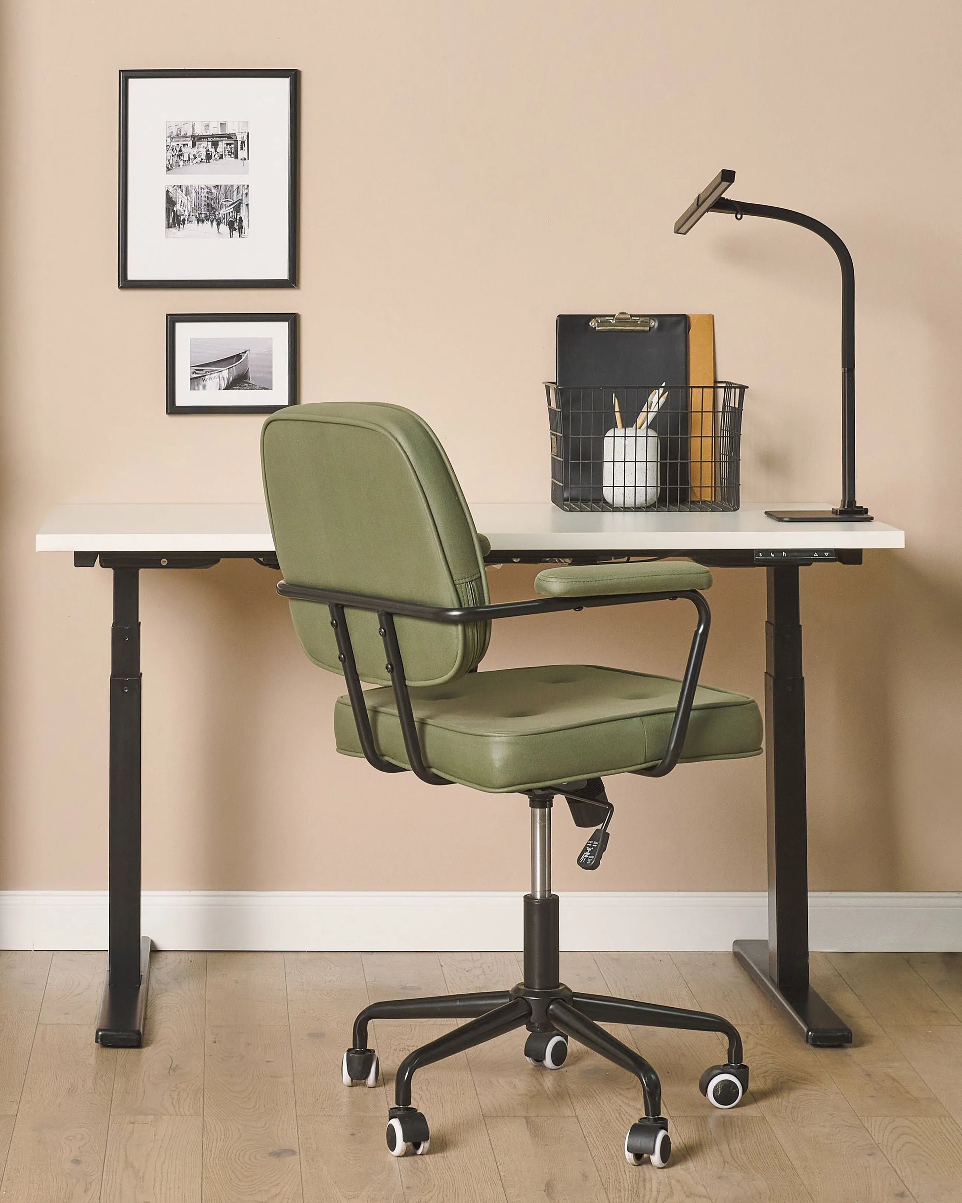  LED Desk Lamp KOURIS With Motion Sensor Metal Black