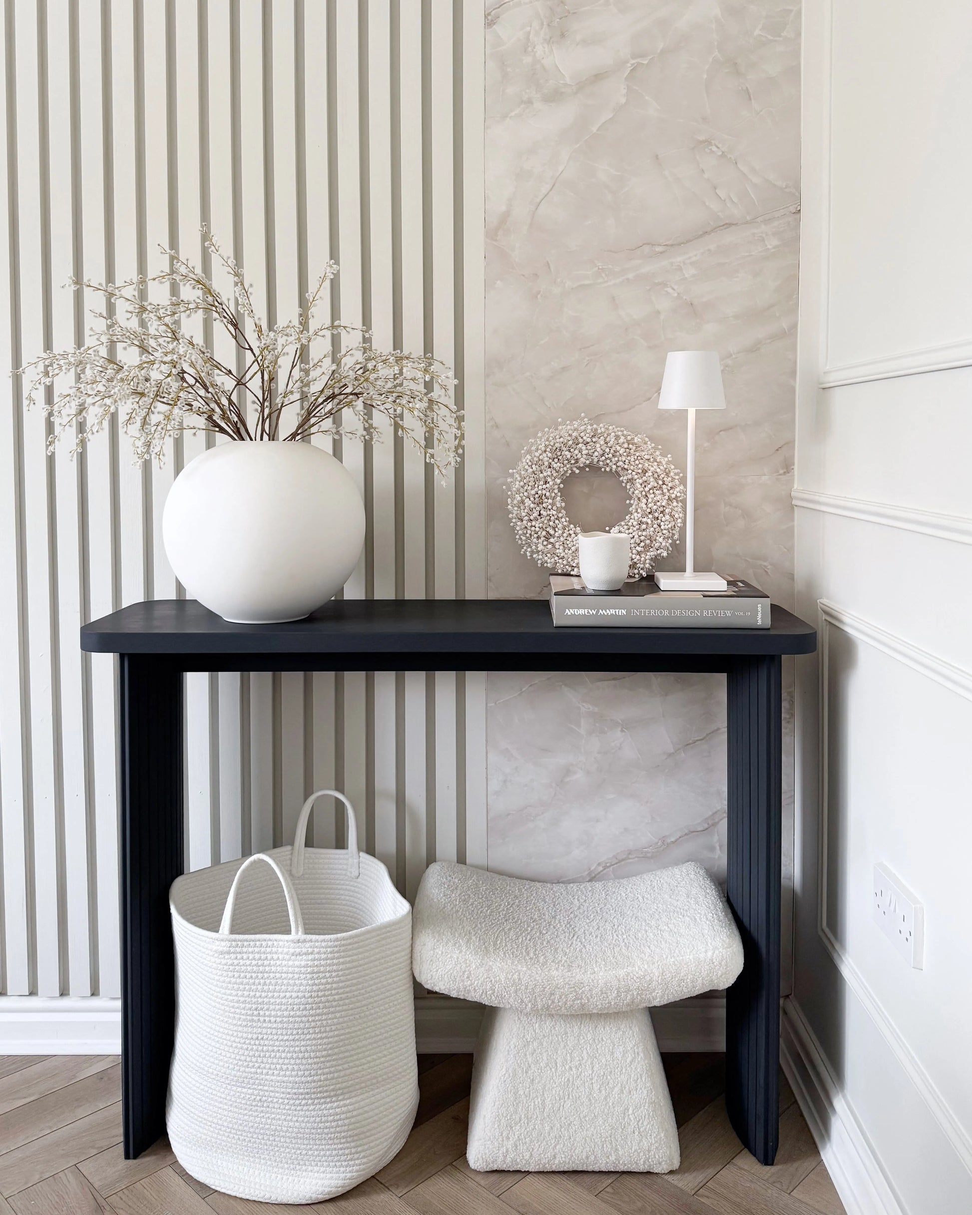  Wireless LED Table Lamp BACEIRO With Dimmer Metal White