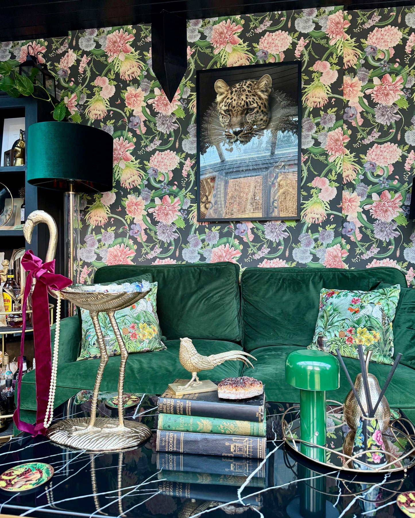  Wireless LED Table Lamp BESOS With Dimmer Metal Green
